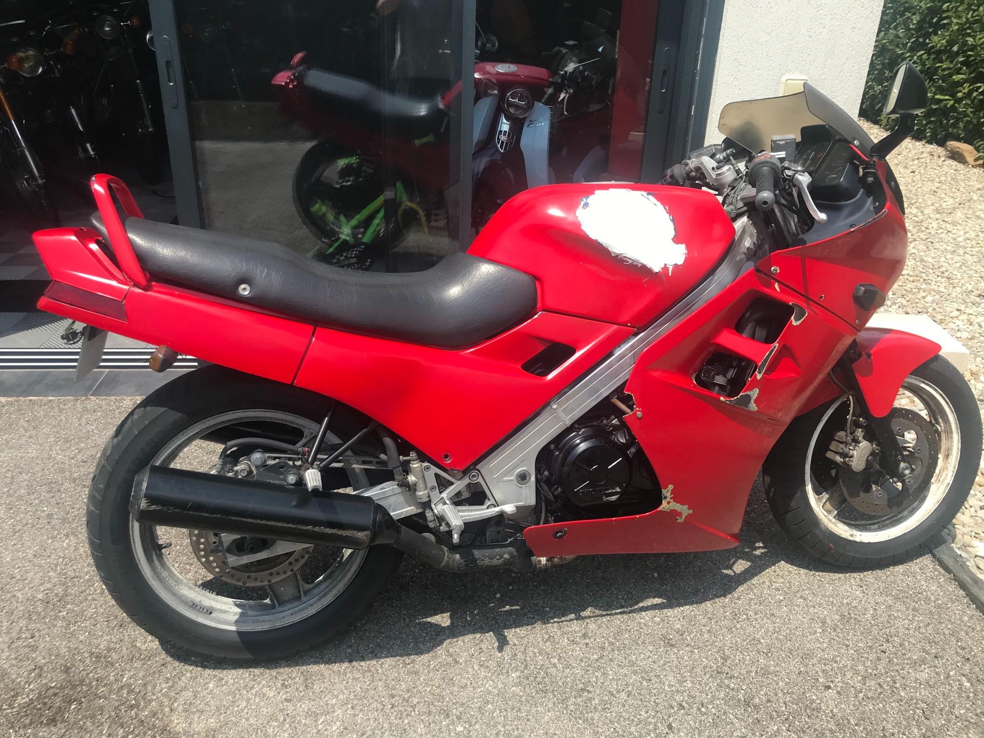 Honda VFR 750